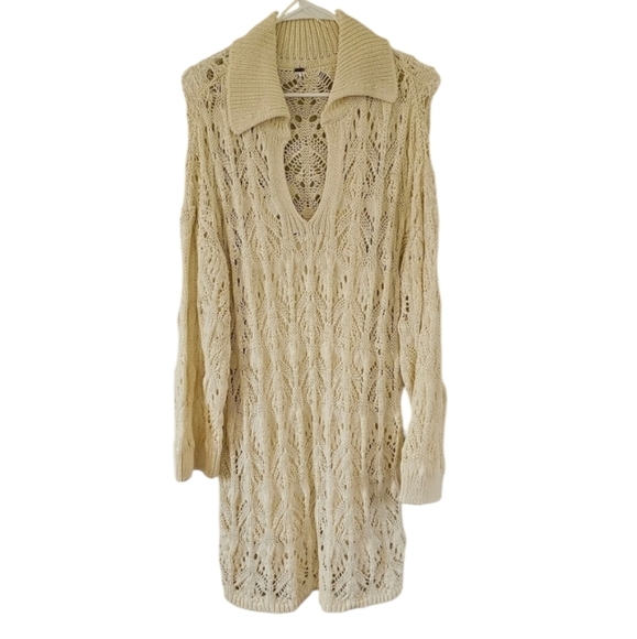 Free People Dresses & Skirts - NWOT Free People Elton Mini Crochet Knit V-Neck Oversized Sweater Dress